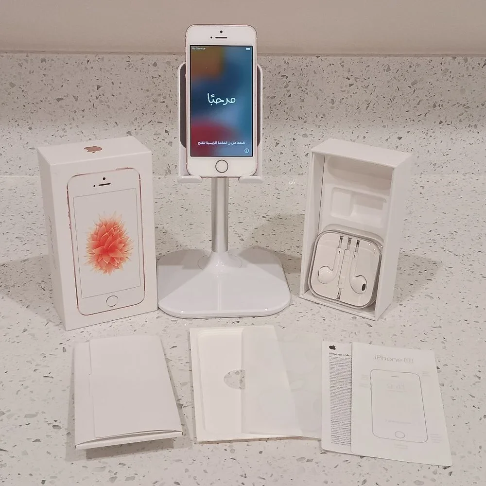 Apple iPhone SE 1st Gen 128GB Rose Gold Pink Fully Unlocked - Used